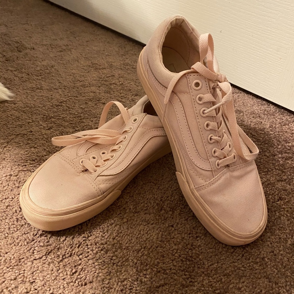 Women’s Pink Vans